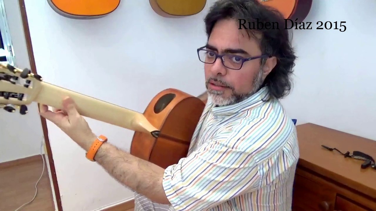 Left hand thumb placement & Why the traditional capo is obsolete /Modern flamenco guitar Ruben Diaz