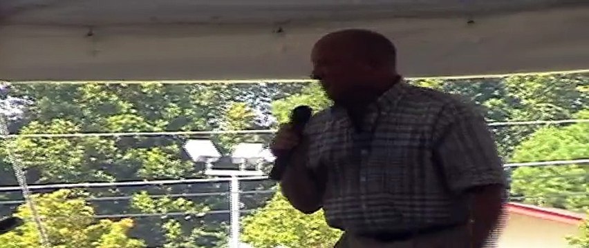 Danny McCorkle sings 'Hurt' Elvis Week 2004