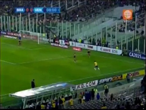 Brasil venció 2-1 a Venezuela y jugará ante Paraguay en cuartos de final de la Copa América 2015