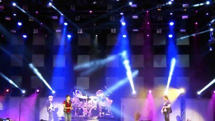 "FAITHFULLY"  BY: JOURNEY /LIVE Concert @ BOISE,ID  2012