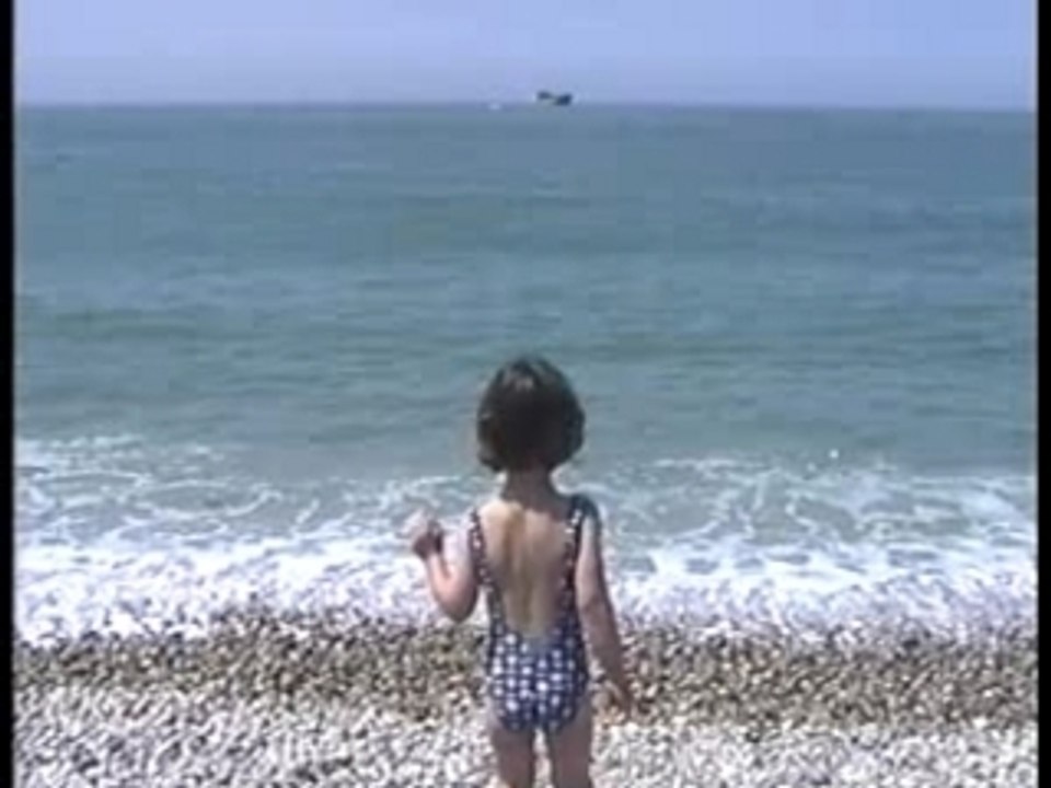 FILLES PLAGE FECAMP 2000