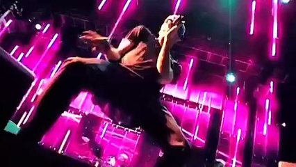 R.E.M. I'm Gonna DJ **HQ** Video