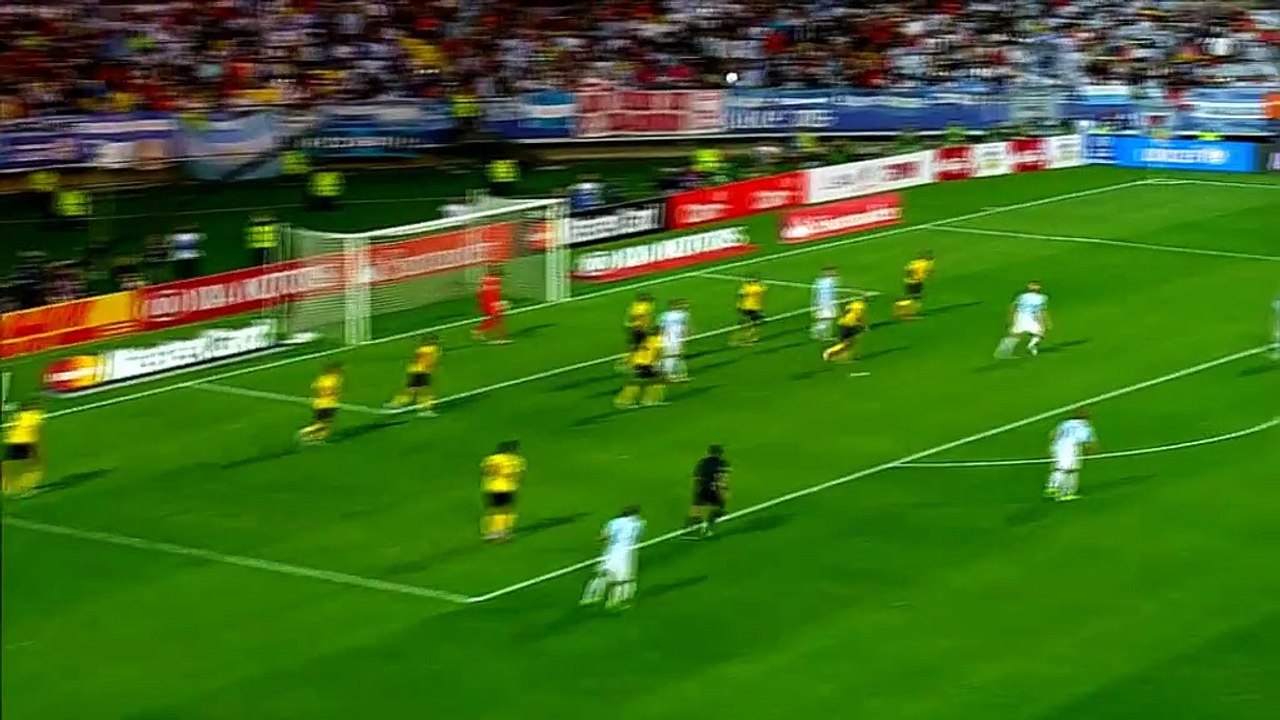 Rojo podaje jak Di Maria