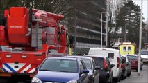 Hulpdiensten met spoed naar reanimatie in Rotterdam   beelden TP   spoed naar zkh