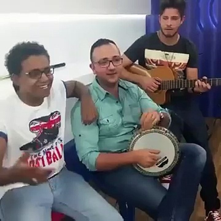 The five X Factor  BMD اعتزل و صار مذيع