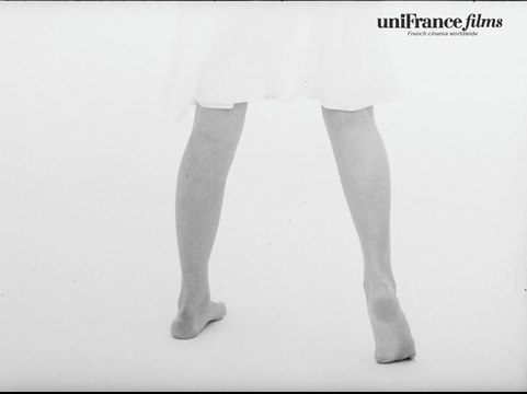 1st minute of 4 fois D, the long-lost short film by Philippe Labro / 1ere minute de 4 fois D , le court longtemps invisible de Philippe Labro - Trailer