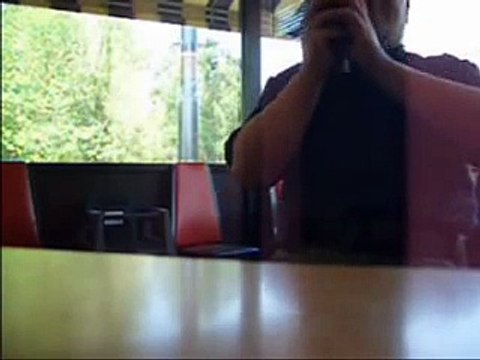 Learn a little bit more about Sugar Gliders here.