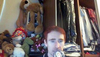 Wiwi égratigne "un poison" de Benoît Dorémus