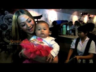 Indah Kalalo Kalah Eksis Dengan Anak