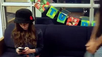 ZaidAliT - Brown girls be like.. -_-