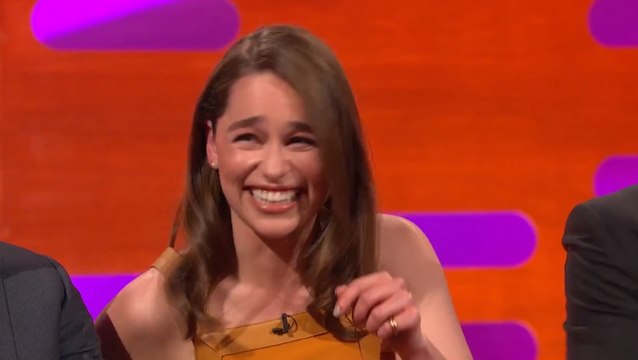 Emilia Clarke raconte le tournage d'une scène de nu un peu spéciale dans Game of Thrones