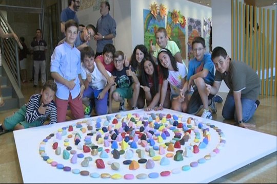 Artistas explican exposición de menores en Guggenheim