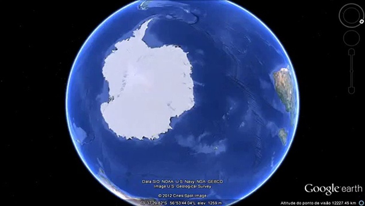(TERRA OCA)  Enormes buracos no solo do polo sul da Antarctica. (Google Earth)