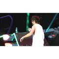 Louis Tomlinson & Liam Payne water fight