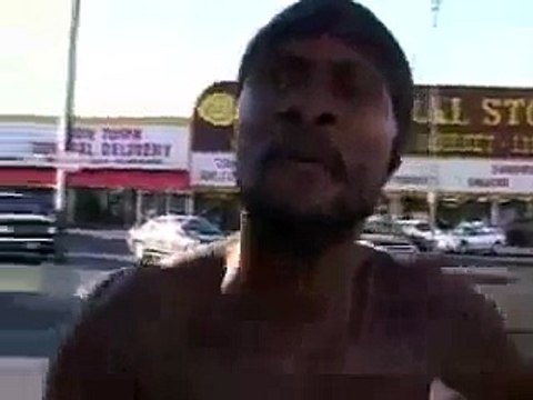 Crazy crackhead attacks PT cruiser car with Crowbar