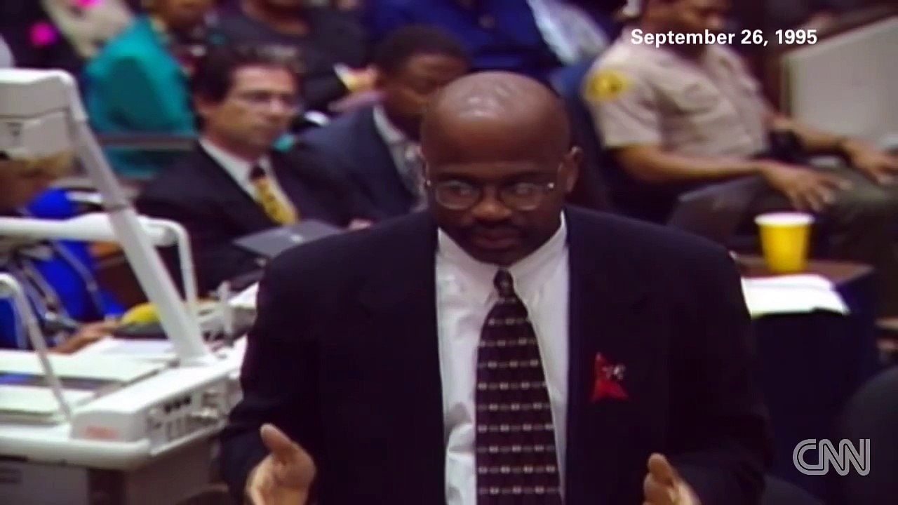 1995: The evidence points to O.J. Simpson, prosecutor says