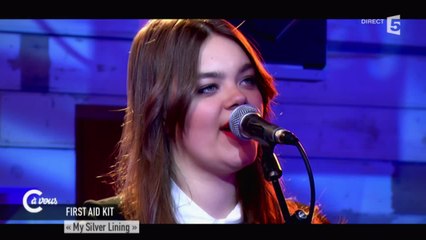 First Aid Kit "My Silver Lining" - C à vous - 22/06/2015