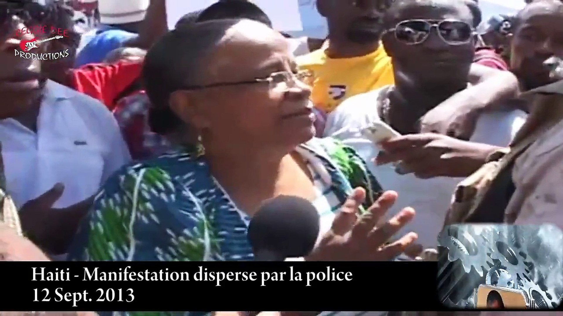 Haiti News - Manifestation disperse brutalement par la police