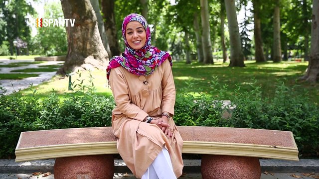 Irán - 1. La isla de Ormuz 2. El Complejo de Parques de Abás Abad 3. Shiva Bareinian 4. Aspectos de Irán: La Torre Azadi