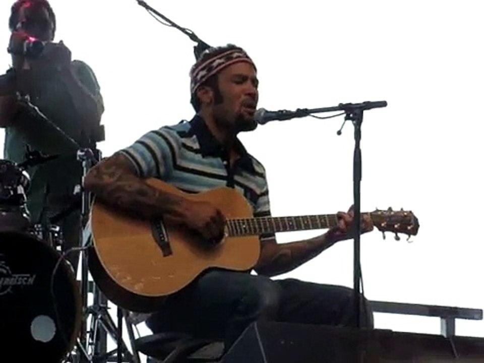 Ben Harper - With My Own Two Hands - Lollapalooza 07