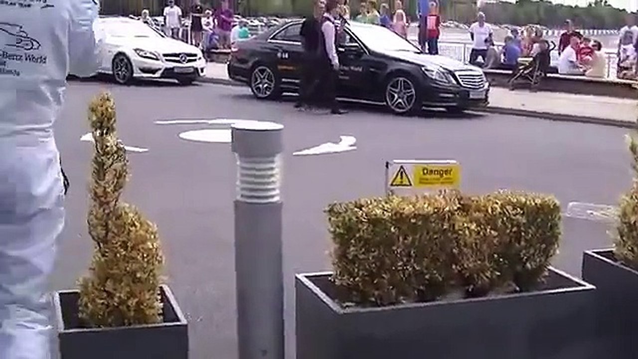 Mercedes Benz World - Silver Arrows.