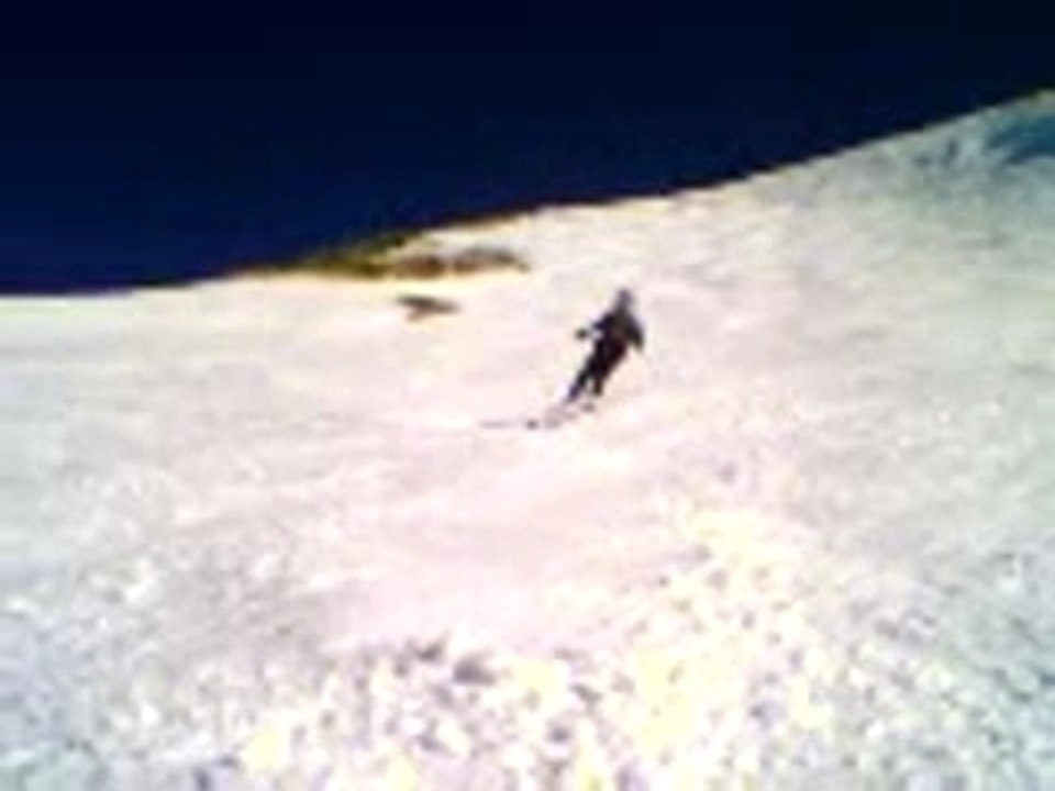 Descente d'une piste noire par Alex