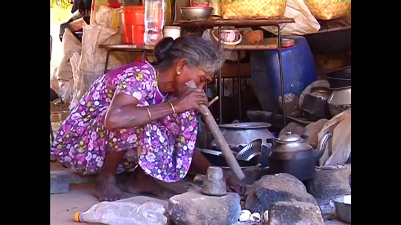 Eelam Mullivaaikgaal Ninaivu Paadal - Tamil Eelam Yaal Nallur B.Bala - 87280 Limoges, France