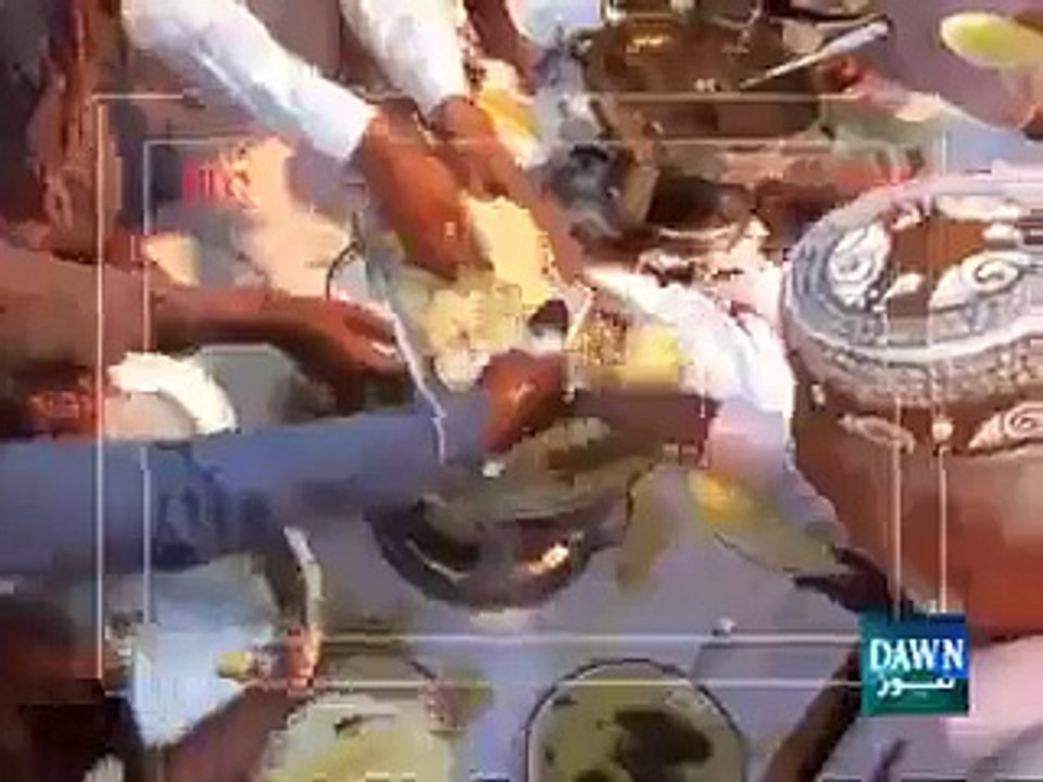 Uncontrolled PPP Jiyalas attacked on Benazir Bhutto Birthday cake -