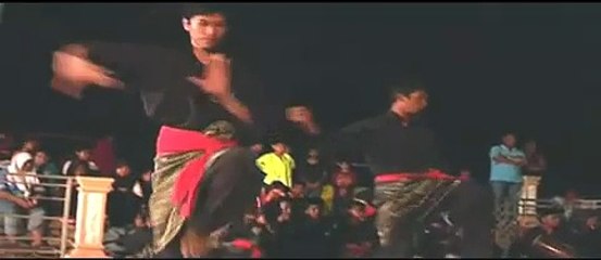 Silat at  Homestay Parit Penghulu Melaka