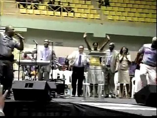 Randy Island Dios Llamandole La Atencion A Los Hombres 4