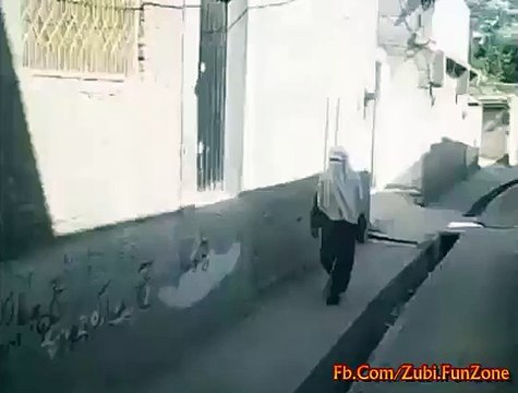 Pakistani Girls flirting