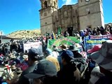 AYMARAS SUSPENDEN HUELGA INDEFINIDA EN PUNO - PERU