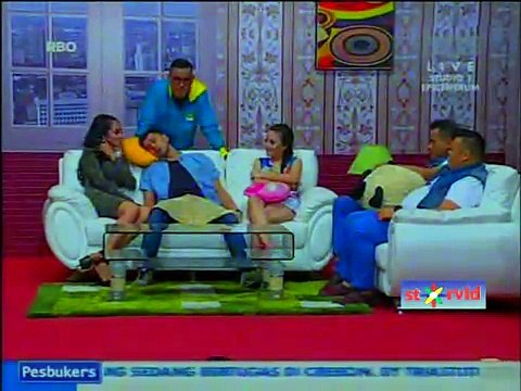 So Sweet...Nagita Slavina Datang Saat Raffi Ahmad Di Hipnotis Uya Kuya