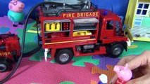 Peppa Pig en français. Peppa Pig et le camion de pompiers. Peppa Pig renconre le pompier