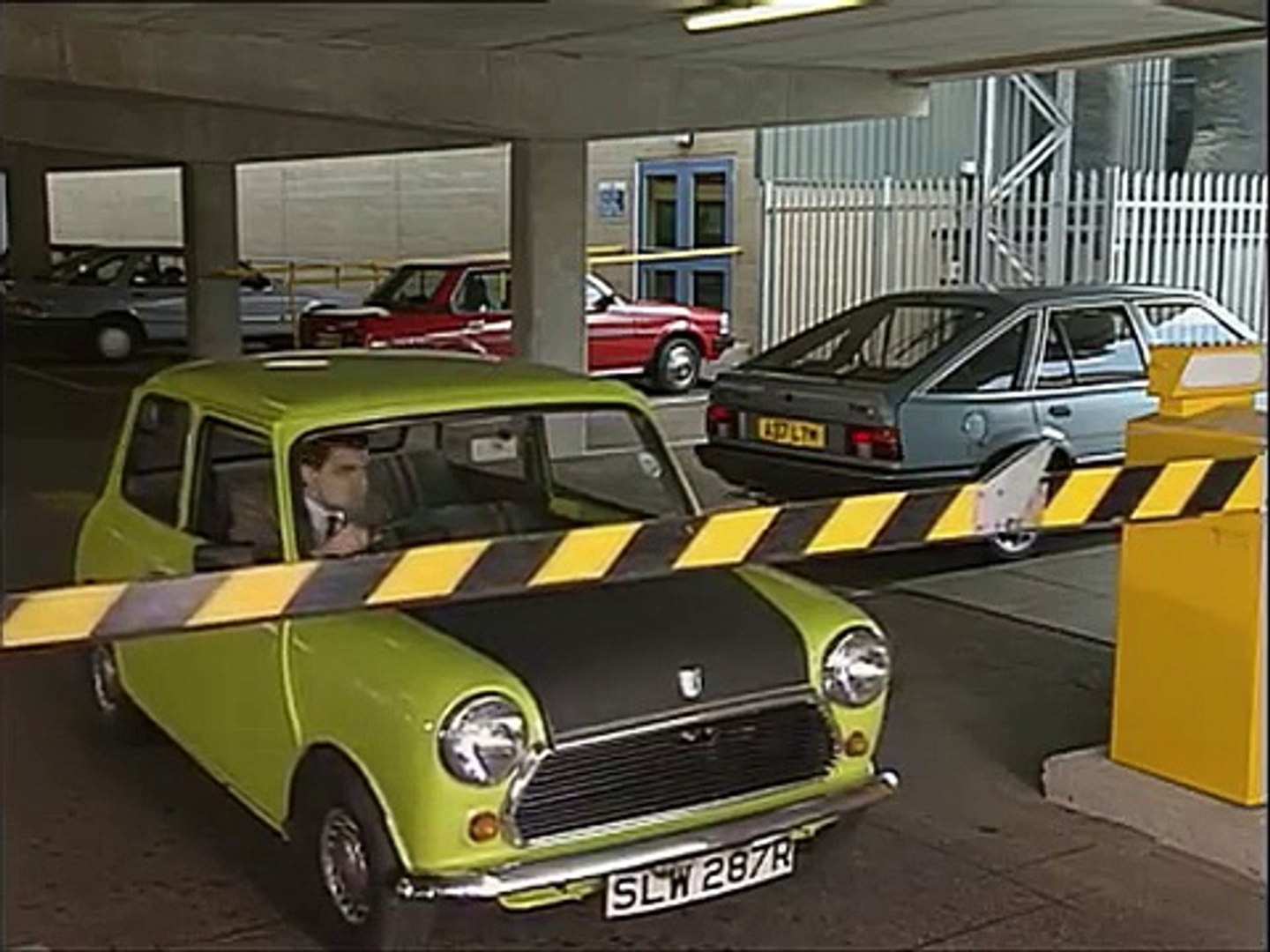 Mr Bean Car Park Chaos Dailymotion Video Dailymotion