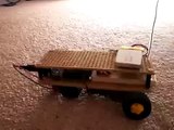 Simple Arduino RF car with Wii Nunchuck demo