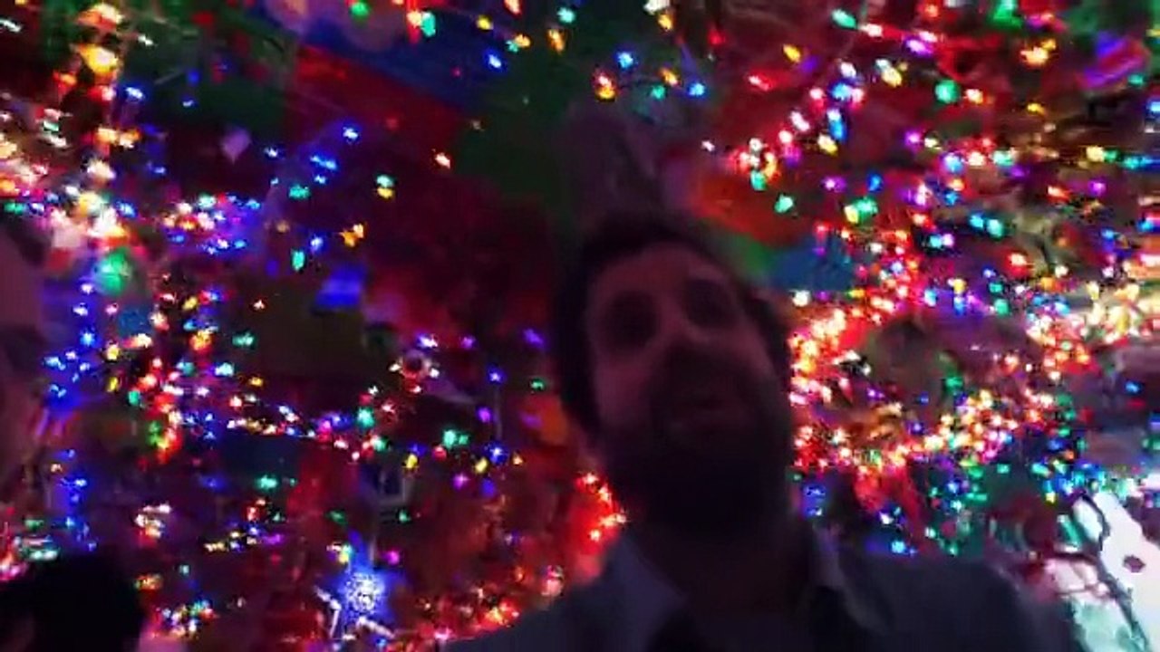 Naissance et mort d'un iPhone - court métrage The Life & Death of an iPhone