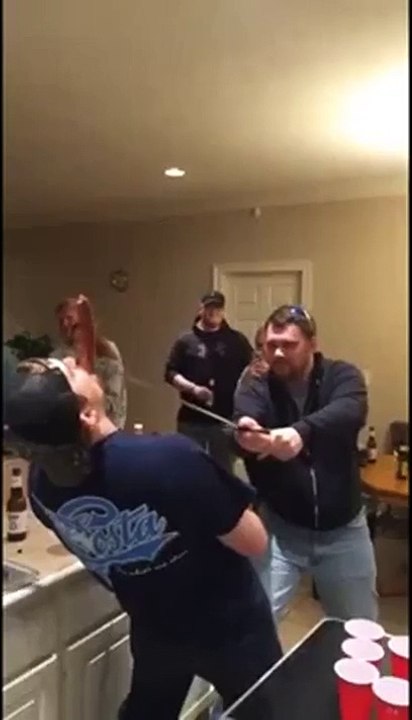 Règle n°1 : Ne jamais mettre son nez en jeu pendant une soirée !