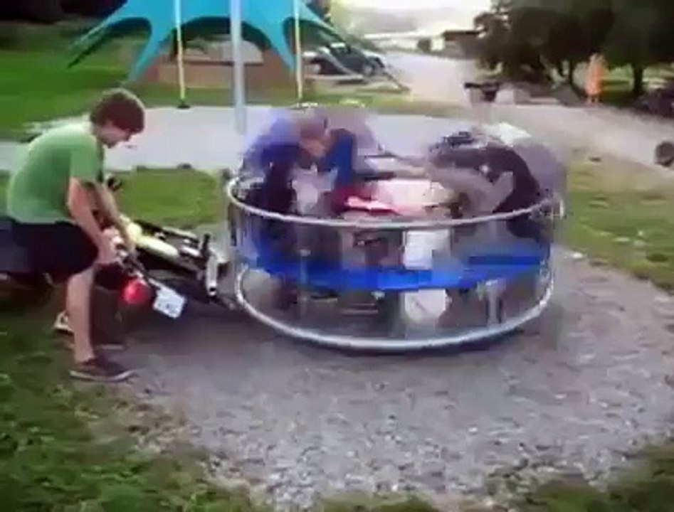 Ultimate Park Merry Go Round Fails