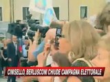 Berlusconi furioso vs contestatori: 