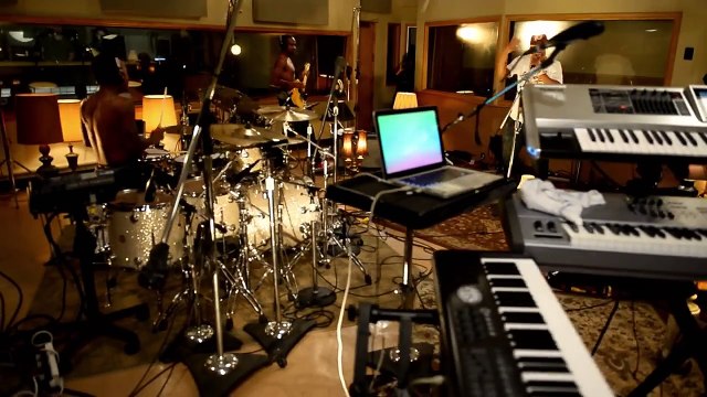 T.I. - Trap Back Jumpin' captured from The Live Room