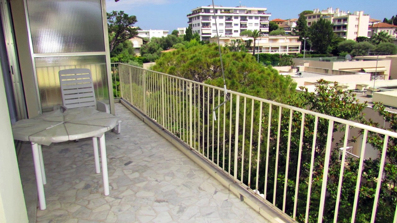 JUAN LES PINS Appartement  à vendre - 2 pièces - Proche plages