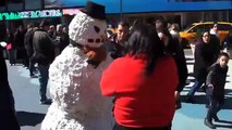 Moving Snowman Prank Scaring cops in New York City - Funny Clips