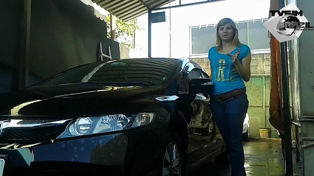 Lava Car dois meninos