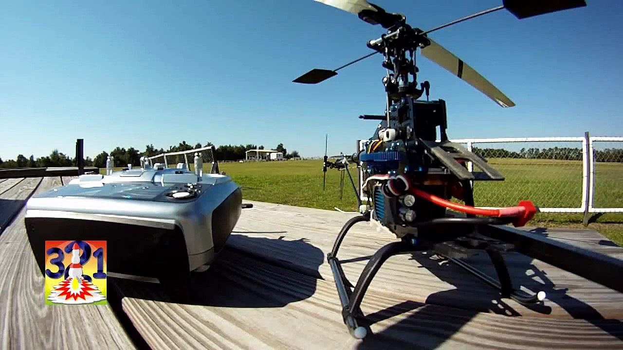 More Mini RC Helicopter Stunt Flying with Camera
