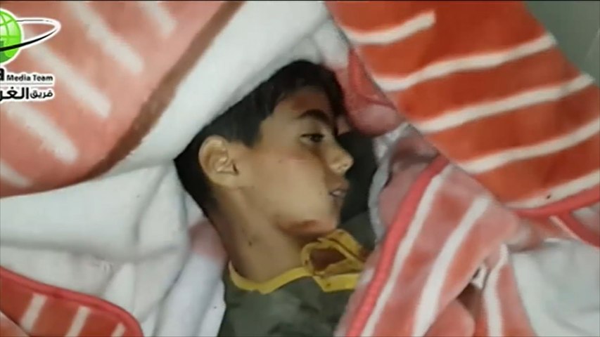 تعذيب فتى على يد النظام السوري لمشاركته بالمظاهرات