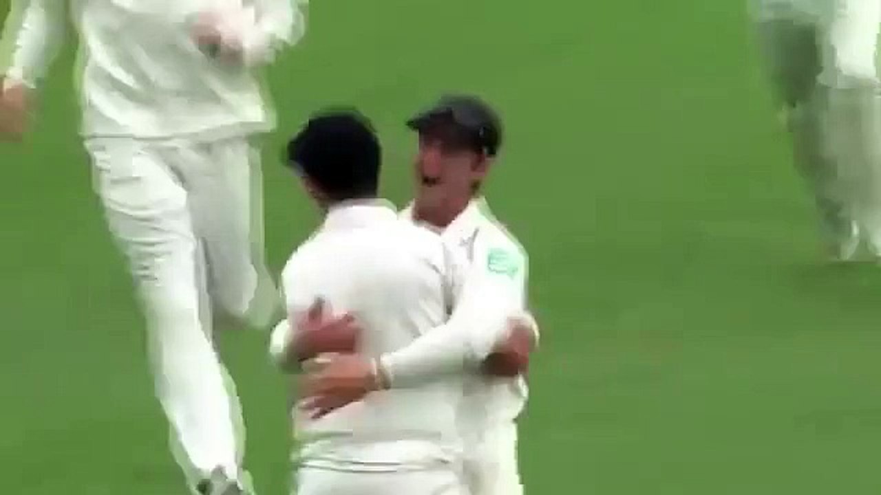 Amazing cricket catches by Trent Boult-1_oPGrkic0I