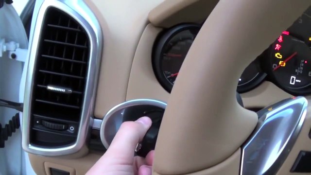 2013 Porsche Cayenne Diesel Startup, Exhaust & Full Interior & Exterior Tour