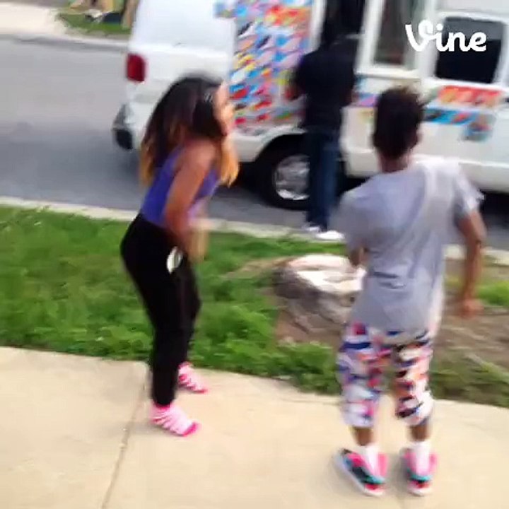 Ice Cream Truck Turn Up by _Snupe?syndication=228326