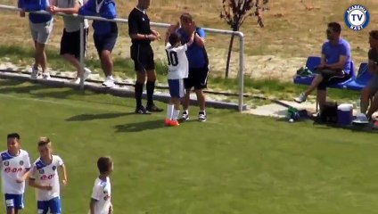 A 11 ans ce jeune roumain est le futur ballon d'or !